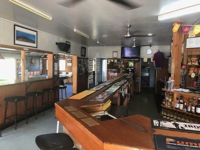 Chillagoe Cockatoo Hotel Motel Exterior photo